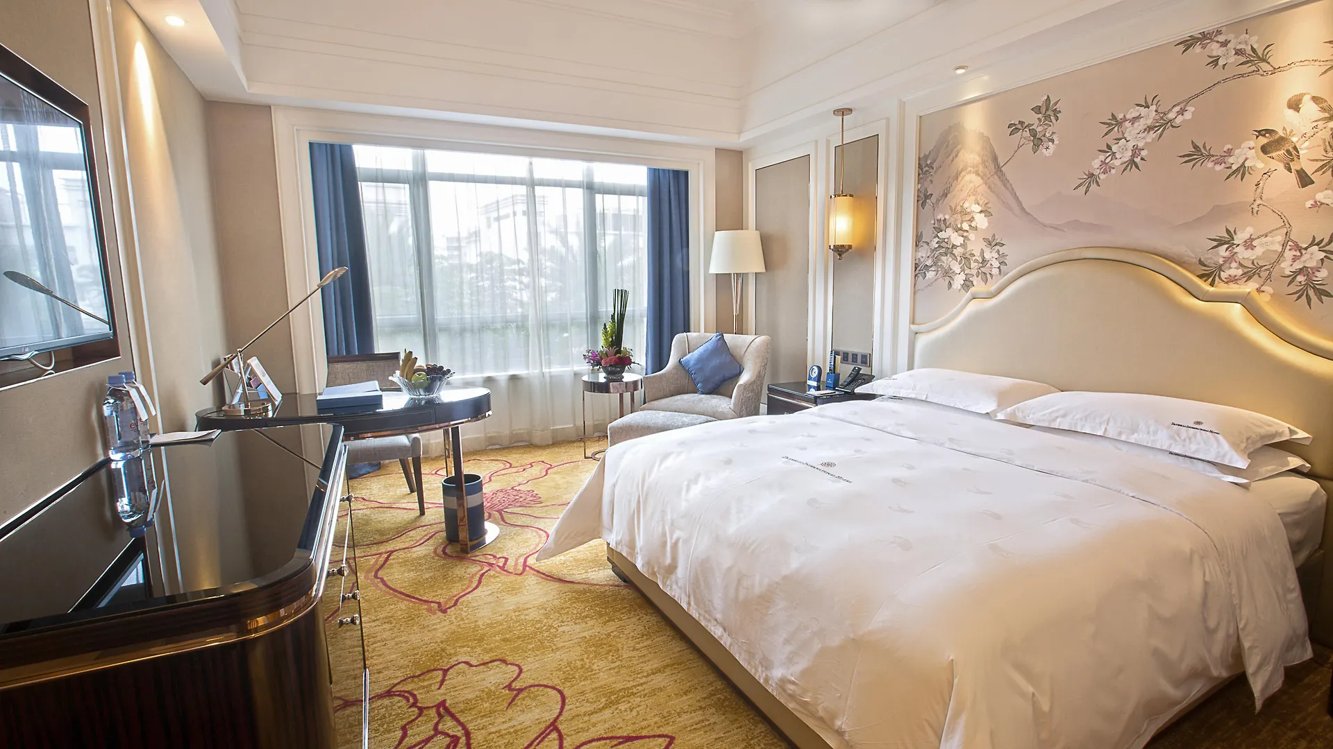 Dayhello International Hotel Shenzhen 5*,  China